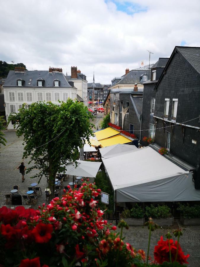 Appartement De L'Escale Honfleur Exteriör bild